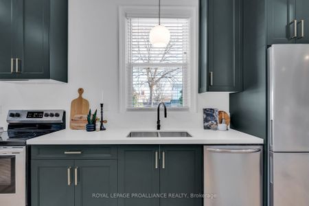 For Lease - 385 George Street, Cobourg, Ontario - Photo 4