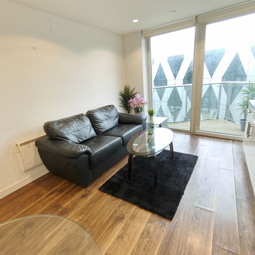 2 Bed Flat, Media City Uk, M50 - Photo 1