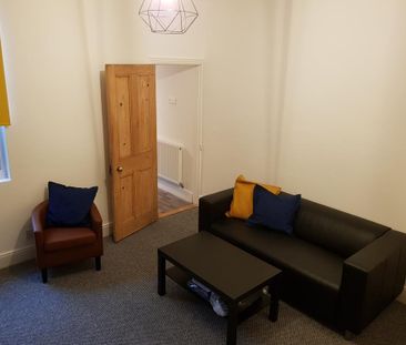 4 bedroom terraced house to rent - Photo 6