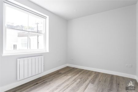 Newman Street, London, W1T 1QH - Photo 2