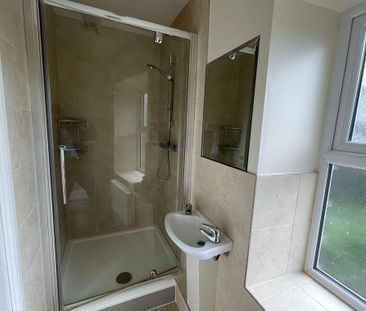 4 bedroom detached house to rent - Photo 6