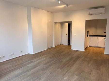 Appartement te huur - Foto 4