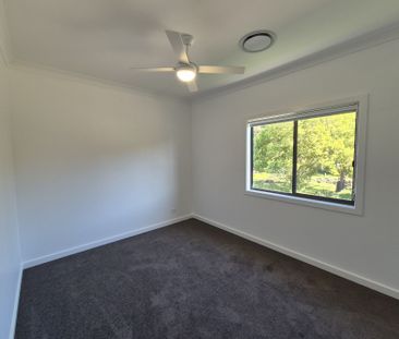 Three Bedroom Townhouse - Photo 2