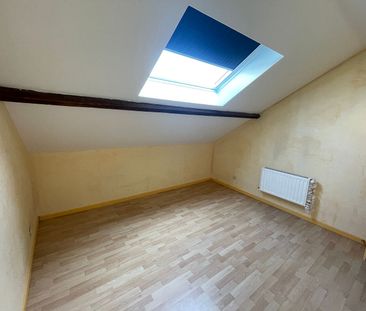 A LOUER Maison de 220m² - 6 chambres - Photo 4