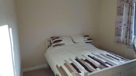 High Ash Avenue, Clayton West, Huddersfield, HD8 - Photo 4