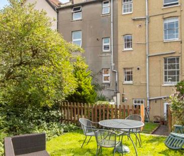 Two bed garden flat in Redland. Period property, not suitable for s... - Photo 3