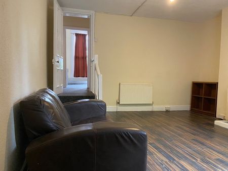 1 Bed Flat, South Albert Road, L17 - Photo 3