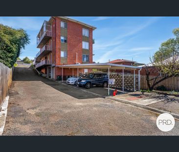 1/107 MONTAGU STREET, New Town, Tas 7008 - Photo 5
