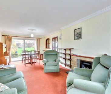 3 bedroom detached house to rent - Photo 2