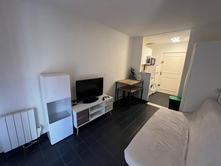 Location Appartement 2 pièces Meublé 25m² STE MAXIME 83120 - Photo 3
