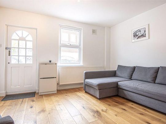 2 bedroom terraced house to rent - Photo 1