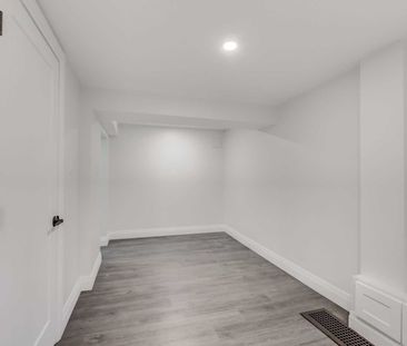 For Lease - 901 Brimorton Drive Unit# Bsmt, Toronto, Ontario - Photo 4