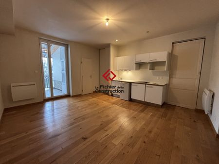 Location Appartement 3 pièces 52m² LA TRONCHE 38700 - Photo 3