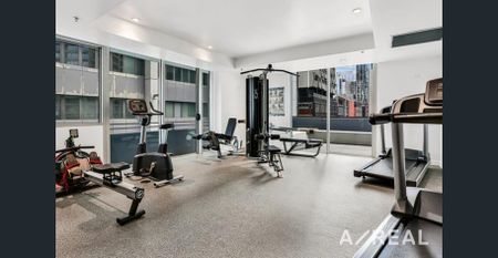 Contemporary Comfort & Convenience in a Premier CBD Position - Photo 5