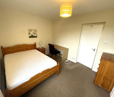 2 bedroom flat to rent - Photo 6