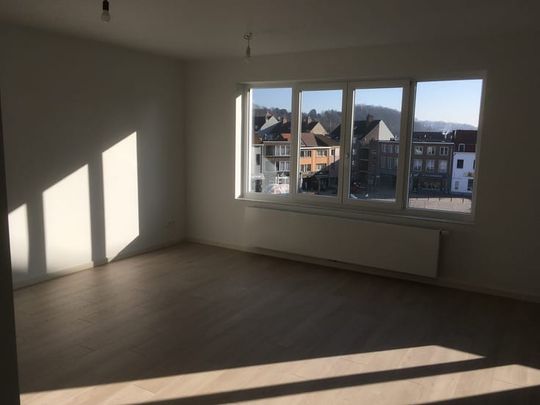 Appartement te huur - Foto 1