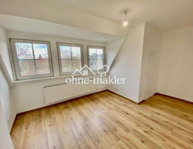 Schönes, helles Zimmer in toller 5er-WG - zentrale Lage, 3 Min. zum ÖPVN - Photo 1