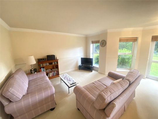 Burfield Road, Old Windsor, Windsor, Berkshire, SL4 2LH - Photo 1