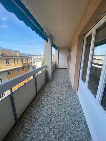 Spacious 2.5-room apartment for rent in Clarens - Foto 3