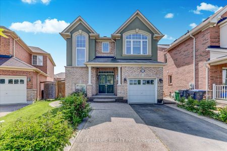 Detached Home For Lease | W8140174 - Photo 4