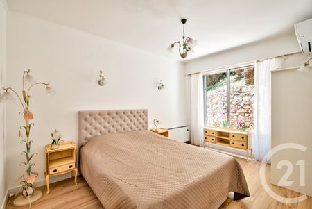 Location Appartement 3 pièces 84m² VILLEFRANCHE SUR MER 06230 - Photo 2