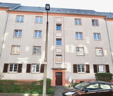 2-Raum • Einbauküche • Hell • Laminat • Tageslichtbad • Stellplätze... - Foto 5