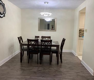For Lease - 5 Lisa Street Unit# 912, Brampton, Ontario - Photo 2
