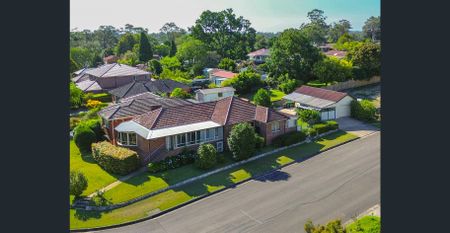 Exceptional Family Living in a Prime Parkside Position - Photo 5