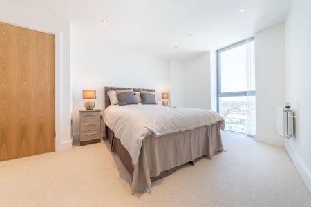 2 bedroom flat to rent - Photo 4