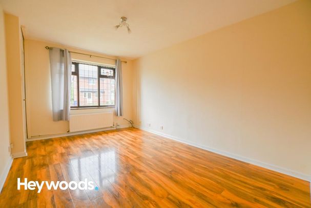 2 bedroom semi-detached house to rent - Photo 1