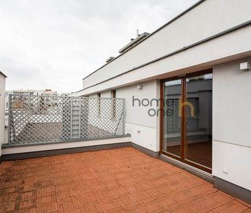 Modern House in Mokotów - Zdjęcie 2