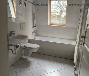 Gemütliche 2-Raum-Wohnung mit Balkon in Trachenberge ? Ihr neues Zu... - Photo 1