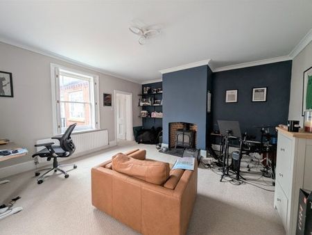 Chichester 2 bedroom maisonette to rent - Photo 3