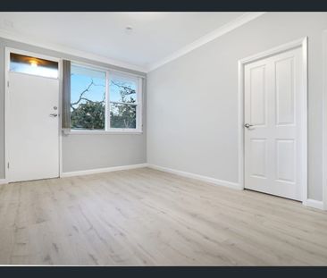 2-Bedroom Home in the Heart of Keiraville - Photo 2