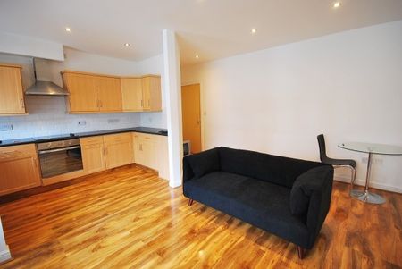 2 Bed - Breamish Quays, Quayside, Newcastle - Photo 3