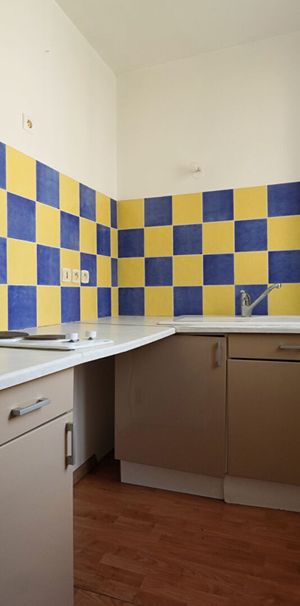 LA MOTTE - Studio d'une superficie de 23m2, - Photo 1