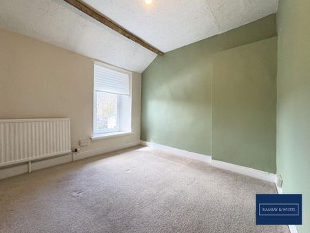 2 bedroom terraced house to rent - Photo 2