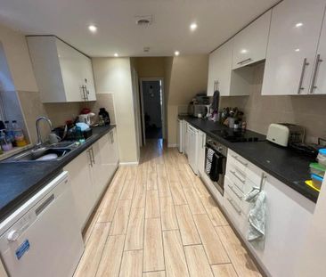 5 bedroom house to rent - Photo 4