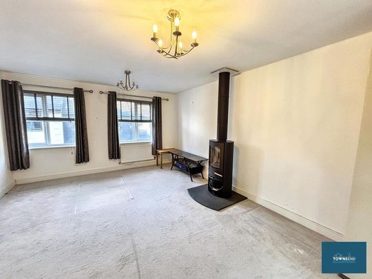 3 bedroom semi-detached house to rent - Photo 1
