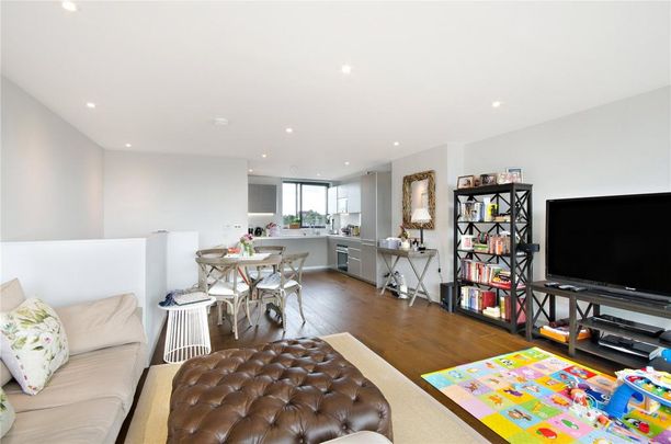 3 bedroom maisonette to rent - Photo 1