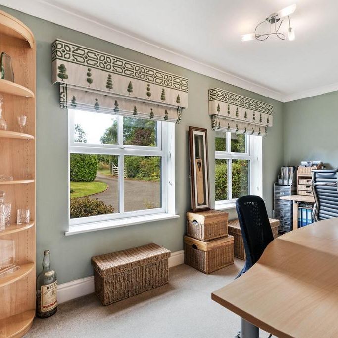 4 bedroom detached house to rent - Photo 1