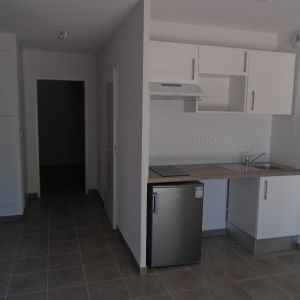 Location Appartement 3 pièces 59m² MURET 31600 - Photo 2