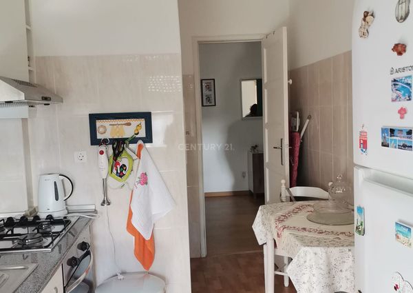 Apartamento T1 - Amadora - Mobilado.