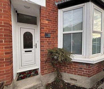 North Holmes Road, Canterbury, CT1 - Photo 1