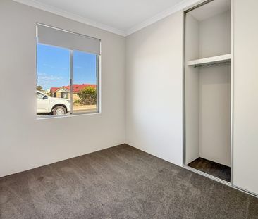 Brand new & ready for you - Photo 4