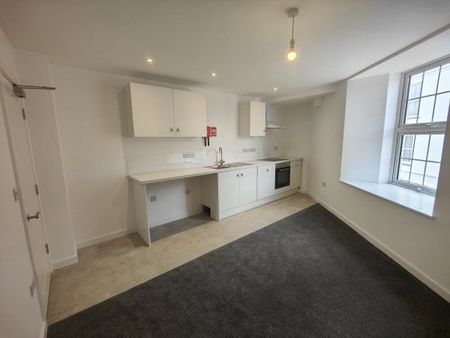 Clare Terrace, Falmouth, TR11 - Photo 2