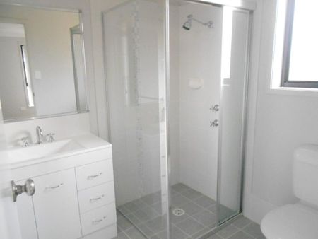 A HOME AMONG THE GUMTREES - Photo 5