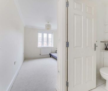 2 bedroom flat to rent - Photo 6