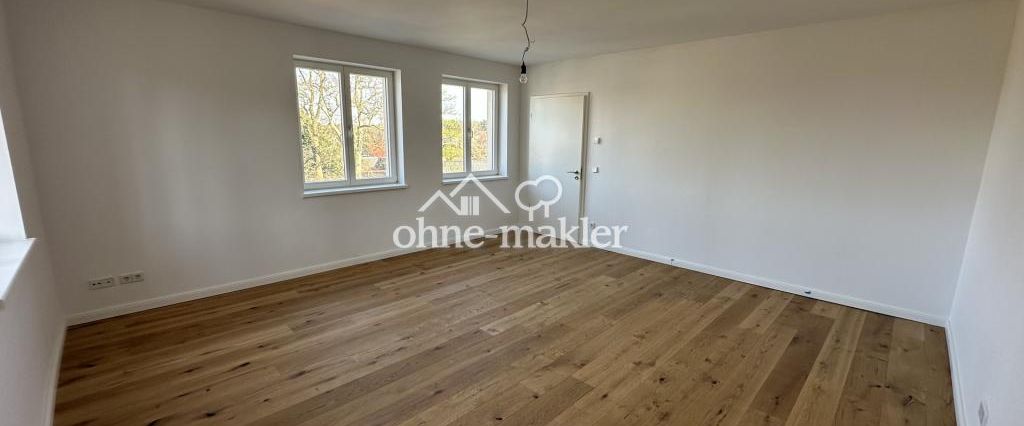 Penthouse im Schloss Siethen – Exklusives Wohnen mit Dachterrasse & Abendsonne - Photo 1