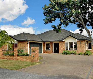 Spacious Family Home with Pool - Ticks All the Box - Photo 3